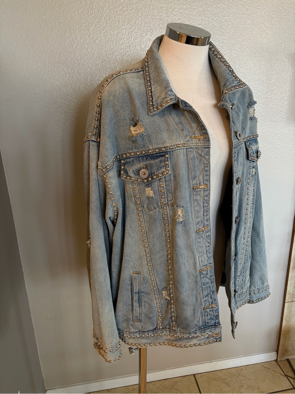 Vici Denim Jacket - Picture 6 of 12